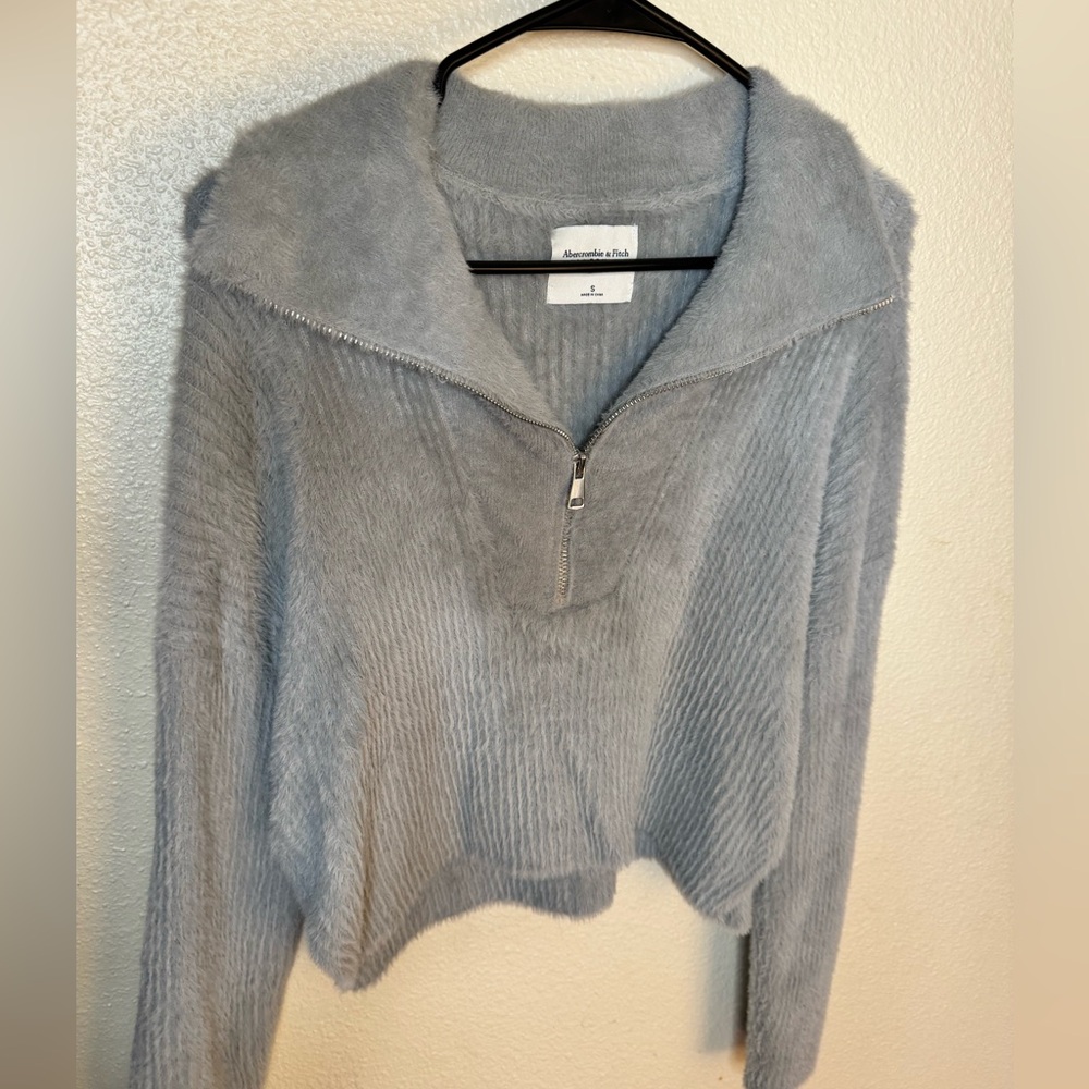 Abercrombie & Fitch Plush Sweater